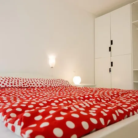 Irina Apartment Icici